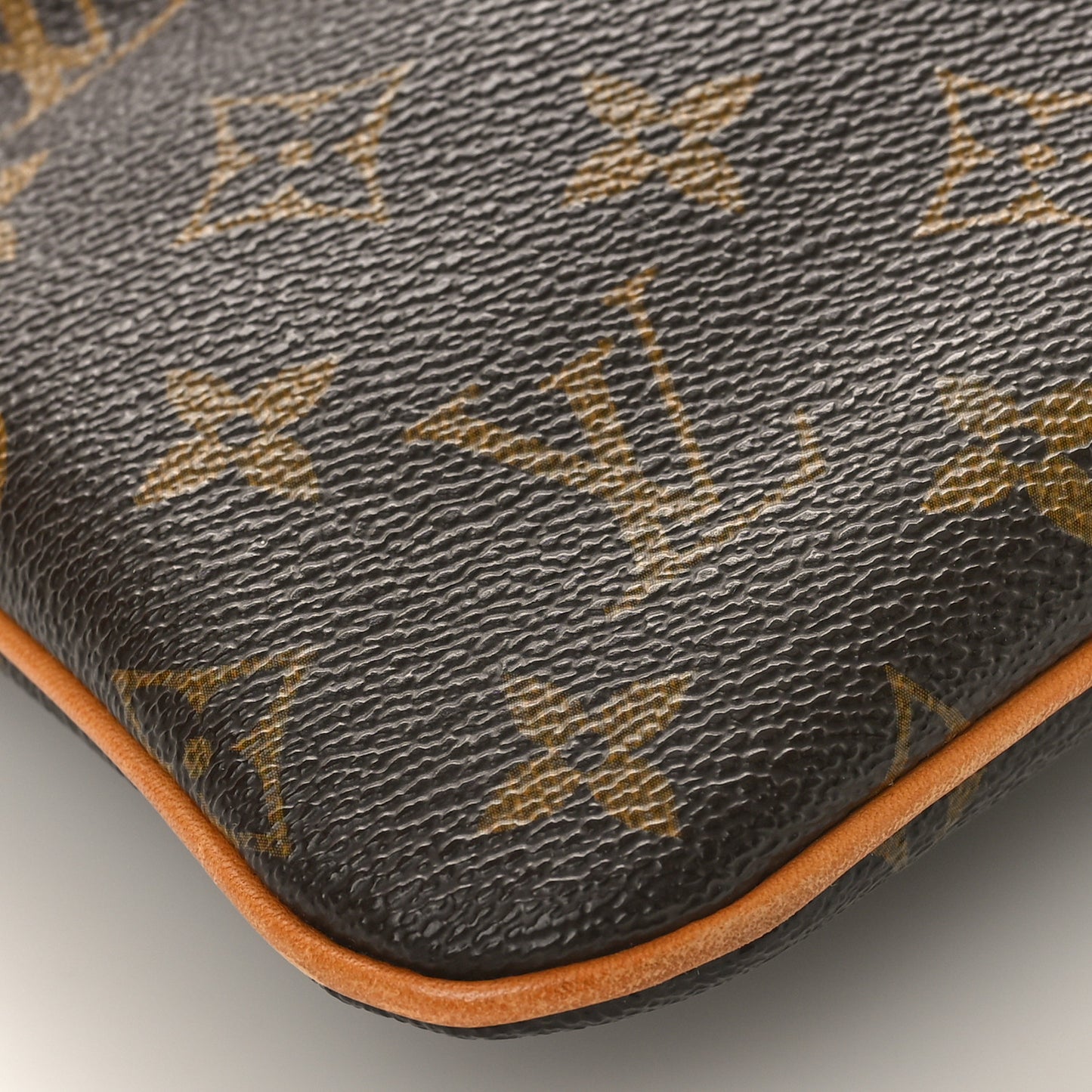 Monogram Pochette Valmy