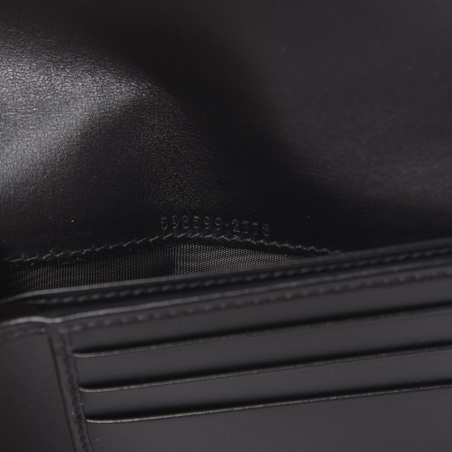 Gucci Calfskin Matelasse GG Marmont Passport Case Black 7 of 8