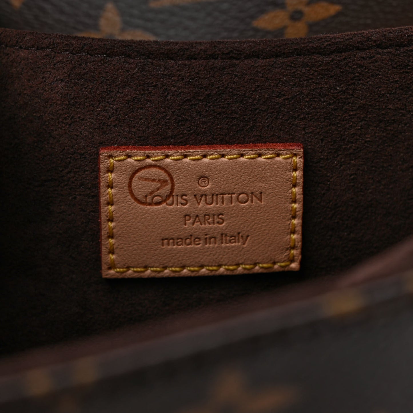 Monogram Pochette Metis