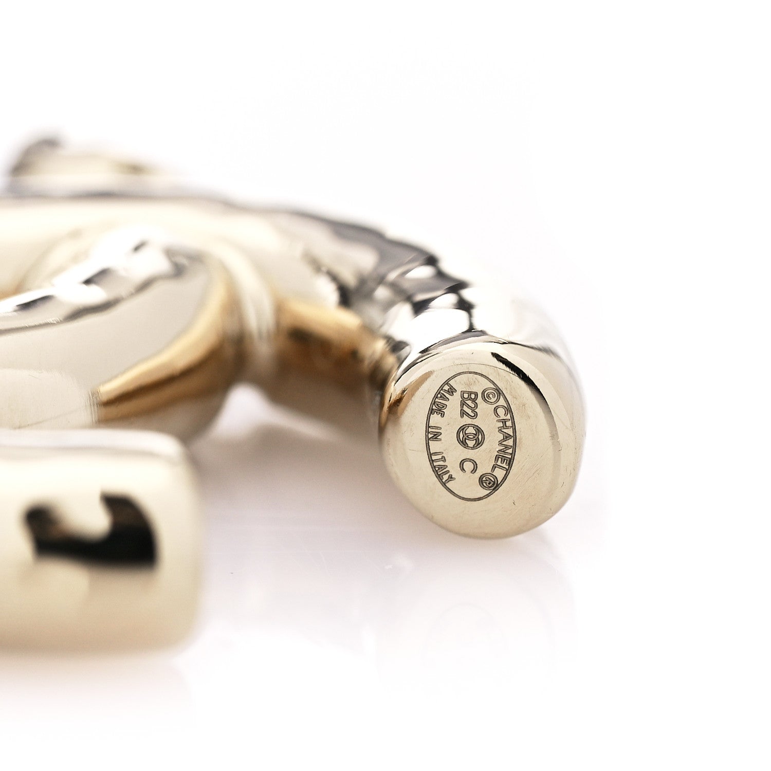 Chanel Metal Large CC Earrings Light Gold 4 of 5