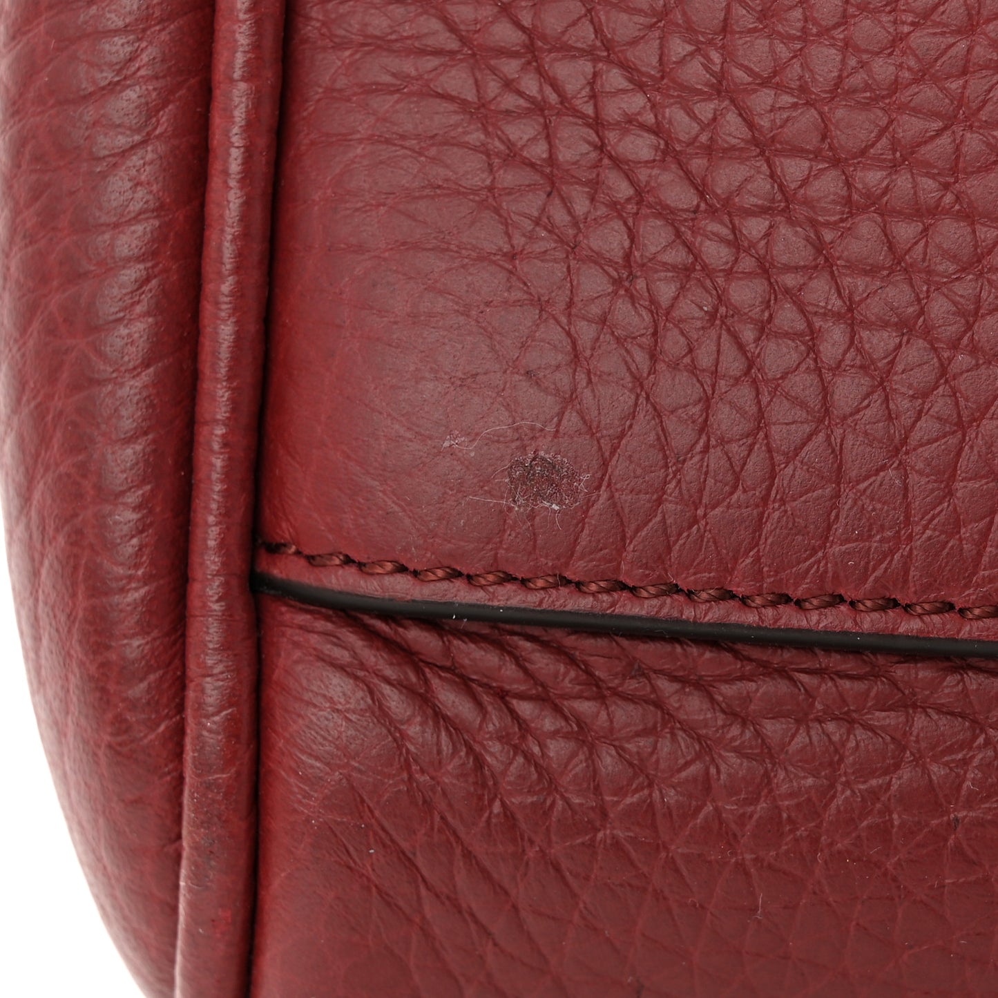 Heavy Grain Medium Alexa Crimson