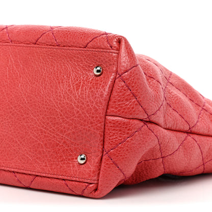 Chanel Glazed Calfskin Large On The Road Tote Red 10 of 18