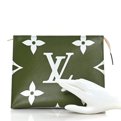 Louis Vuitton Monogram Giant Toiletry Pouch 26 Kaki 2 of 8