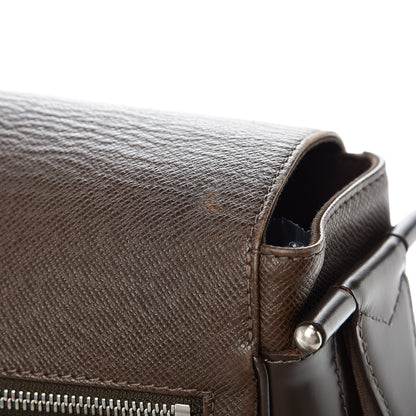 Louis Vuitton Taiga Viktor Messenger Bag Grizzli 12 of 18
