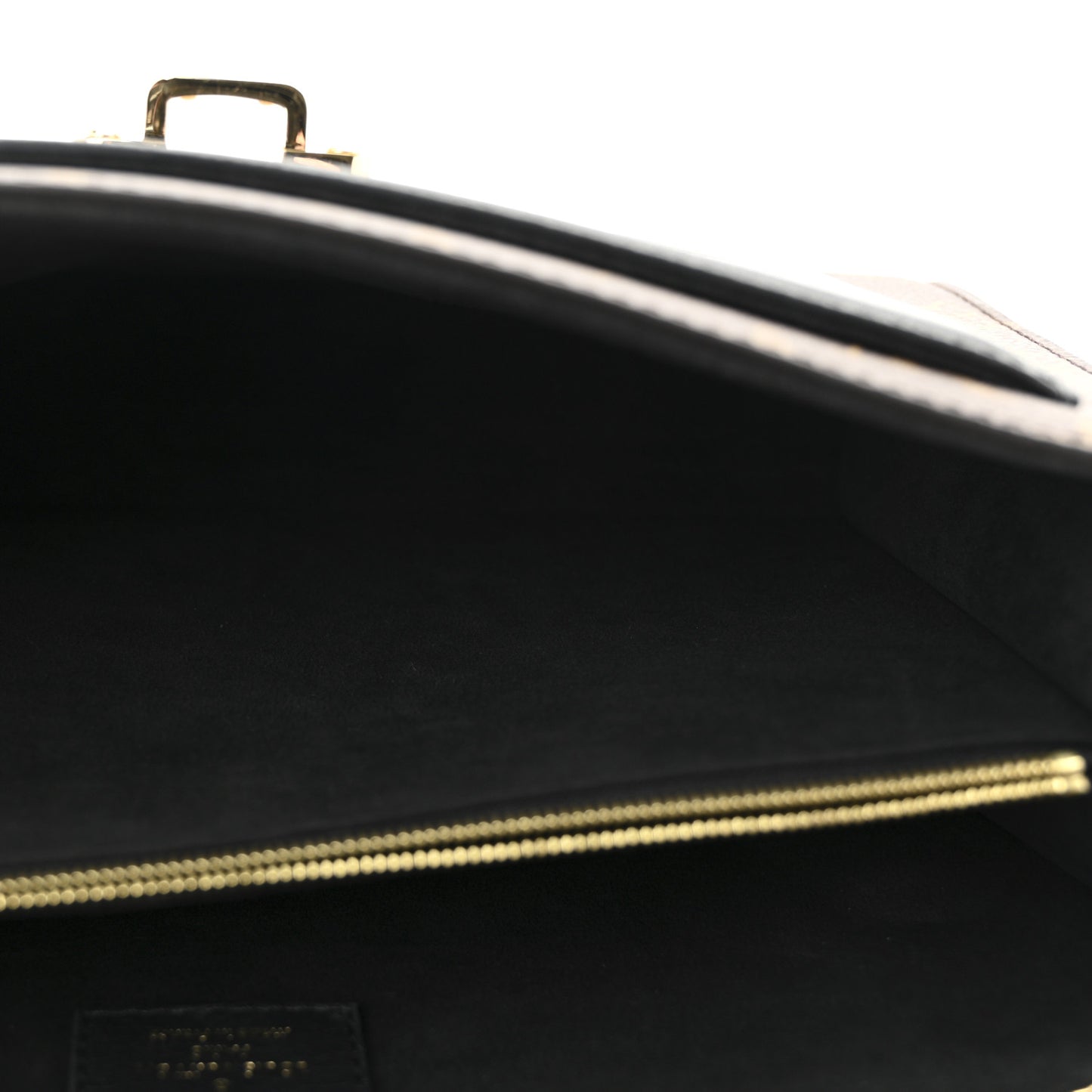 Monogram Victoire  Black