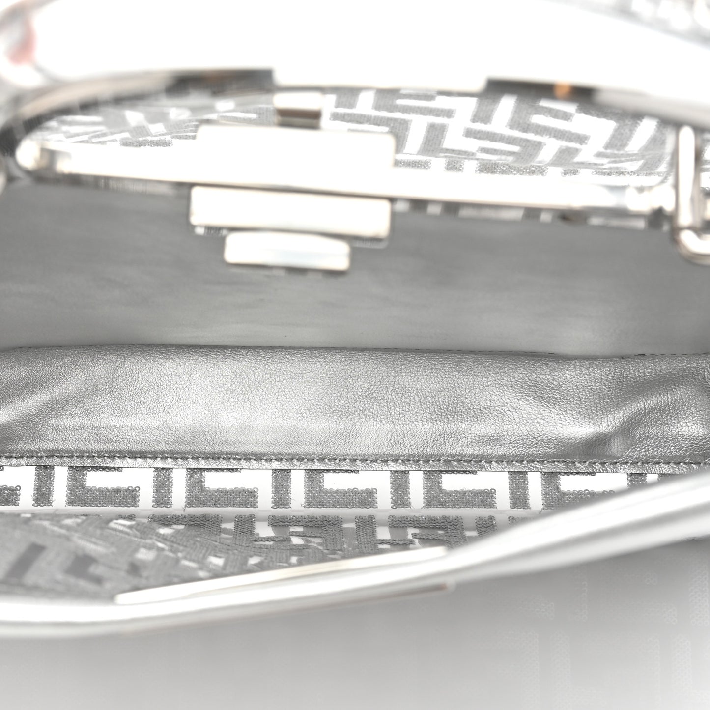 PVC Vitello Catalan Mirror Sequin FF Medium Peekaboo Iconic Satchel Argento