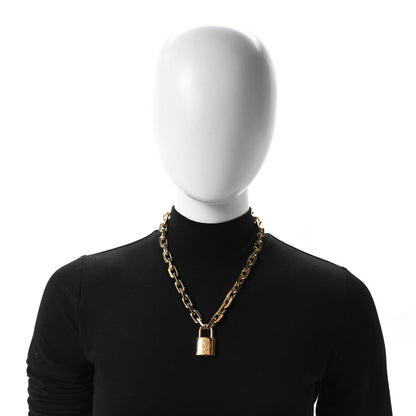 Louis Vuitton LV Edge Necklace Cadenas Gold 5 of 5
