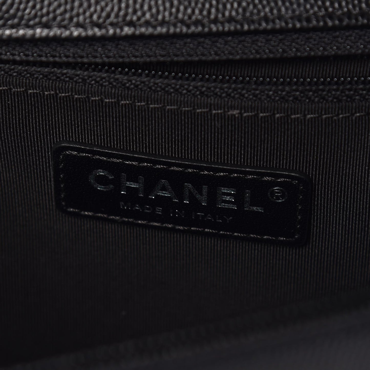 Caviar Quilted New Medium Boy Flap Black