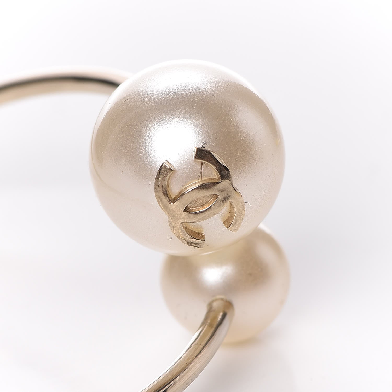 Chanel Pearl Cuff Gold 5 of 7