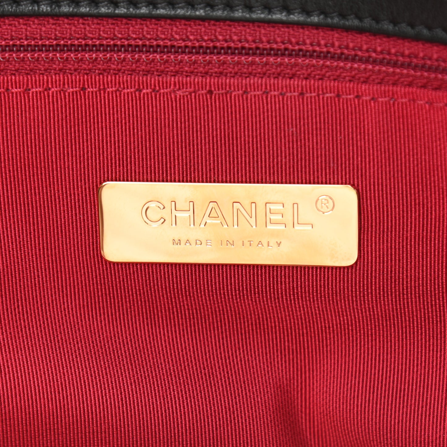 Lambskin Quilted Maxi Chanel 19 Flap Black