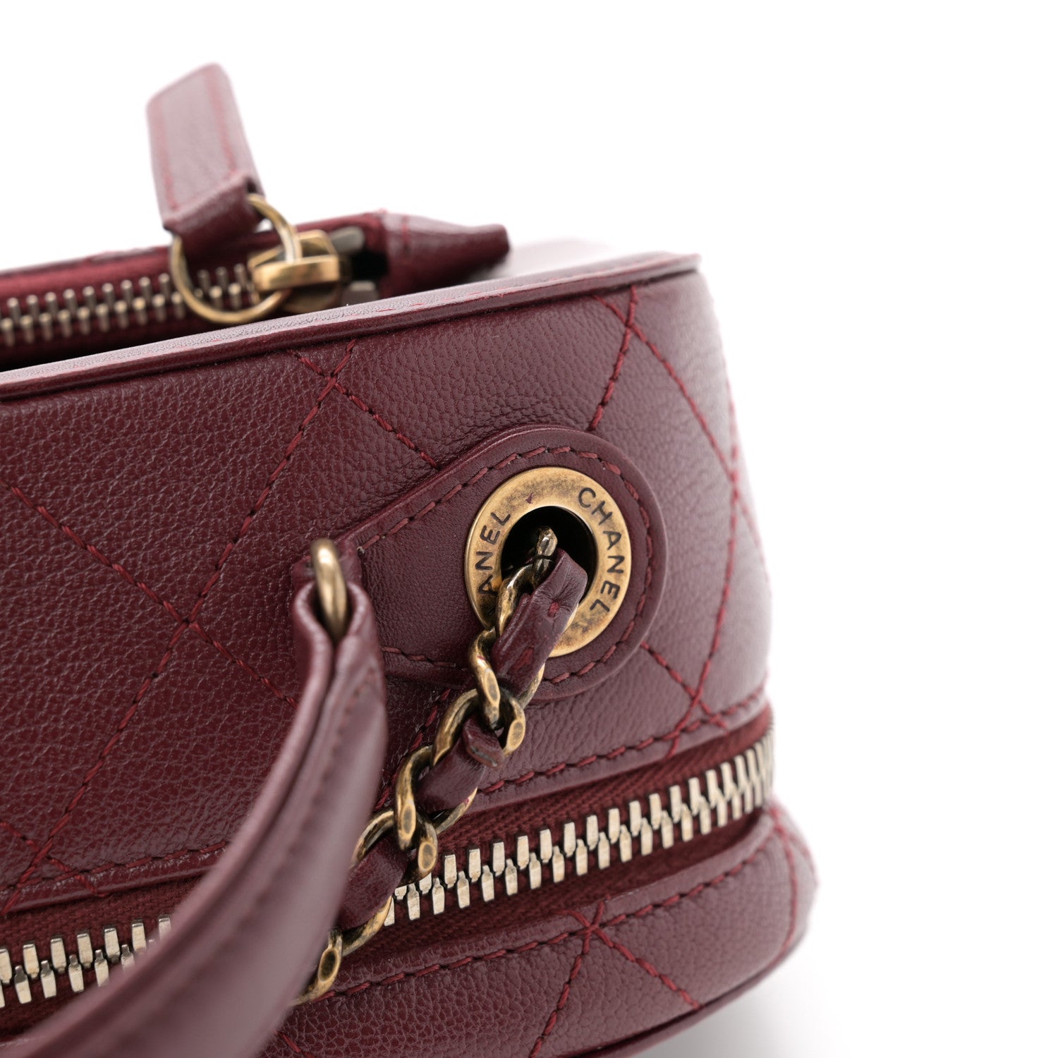 Chanel Shiny Calfskin Goatskin Quilted Small Coco Curve Vanity Burgundy 11 of 14