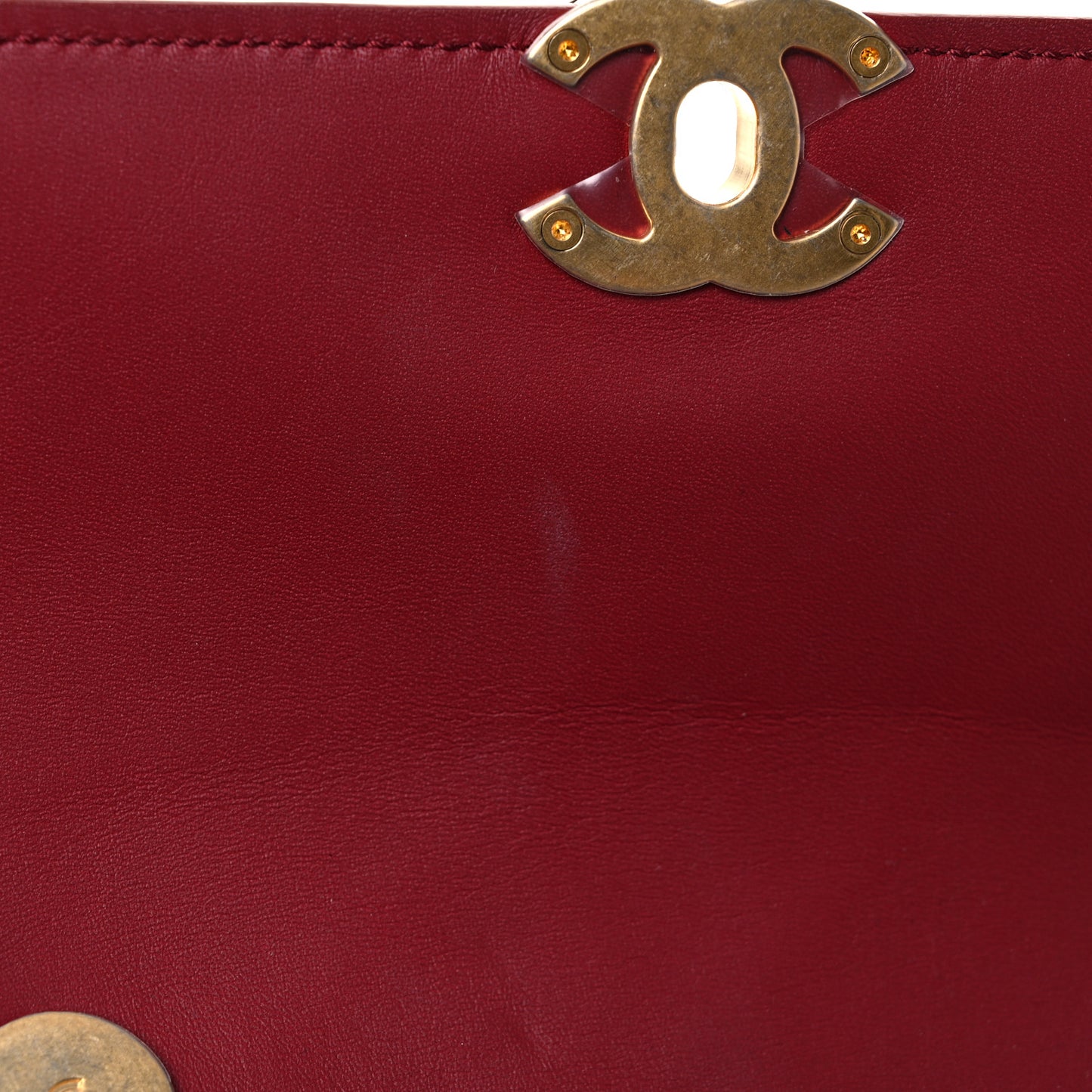 Calfskin Stitched Flap Red