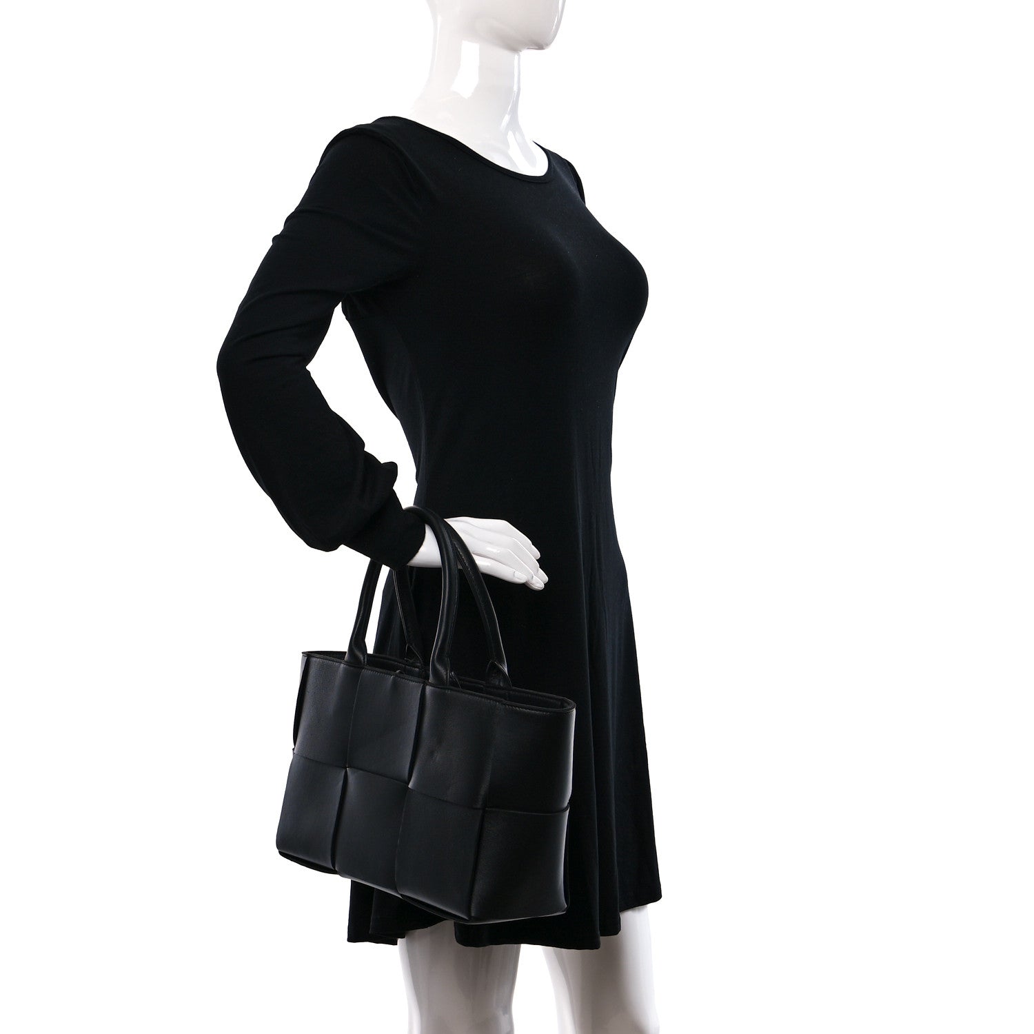 Bottega Veneta Nappa Maxi Intrecciato Arco Tote Black 2 of 10