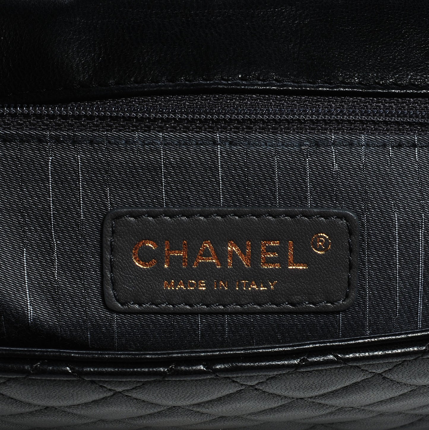Lambskin Medium Westminster Pearl Flap Black