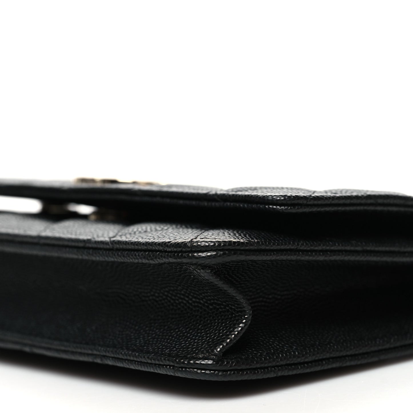 Caviar Quilted Striated CC Wallet On Chain WOC Black