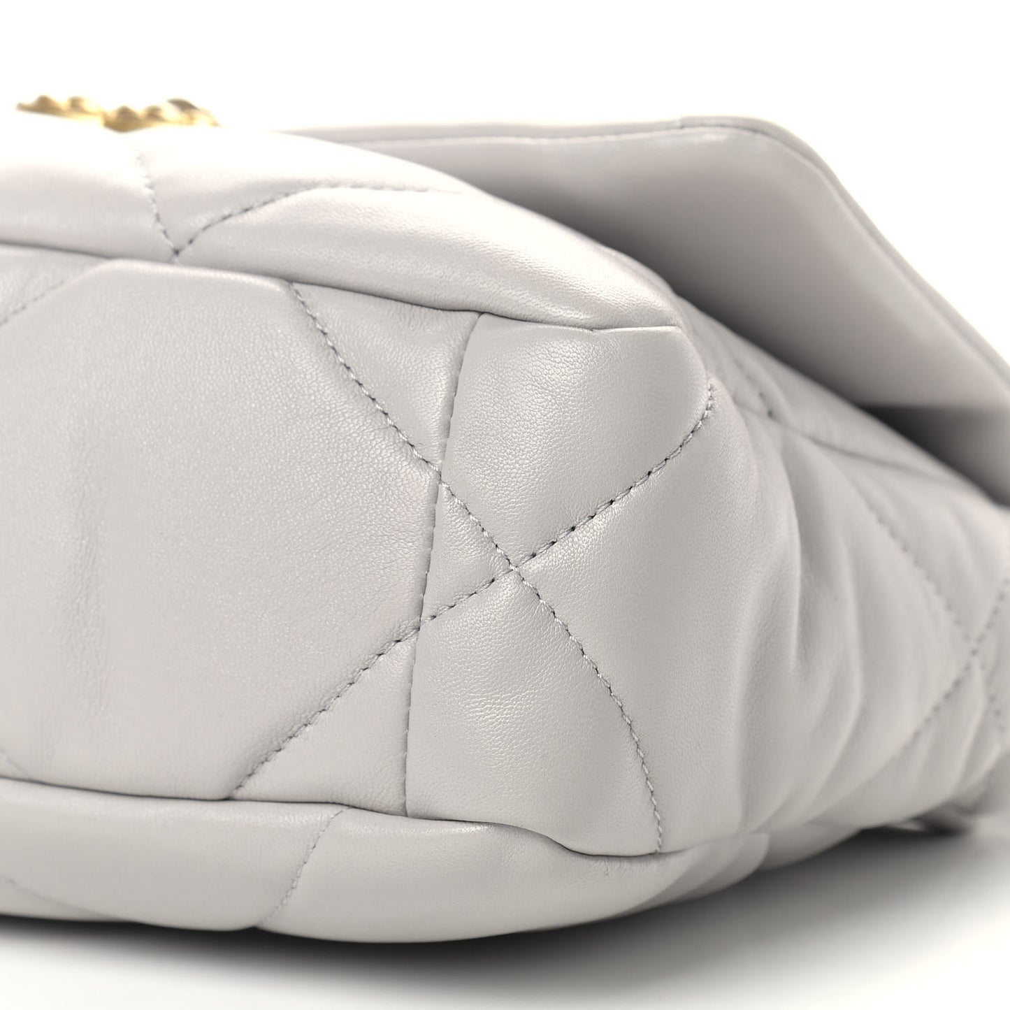 Lambskin Quilted Medium Chanel 19 Flap Grey