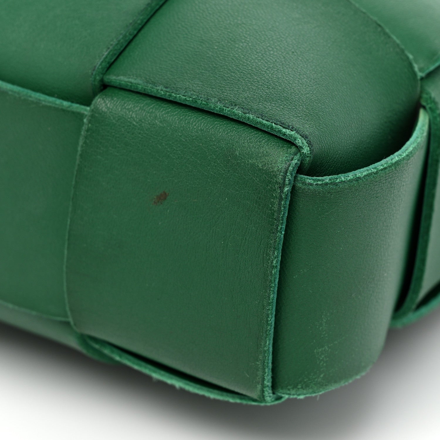 Bottega Veneta Lambskin Maxi Intrecciato Cassette Messenger Racing Green 20 of 28