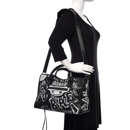 Balenciaga Agneau Arena Graffiti All Over Classic Hardware City Black White 2 of 9