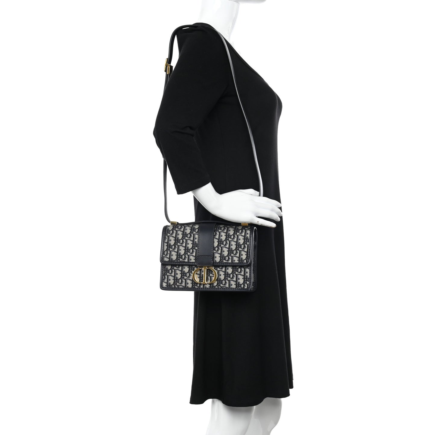 Oblique 30 Montaigne Flap Bag Blue