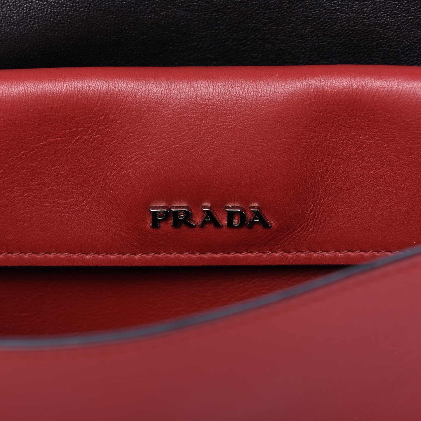 Lux Calf Flap Crossbody Fuoco