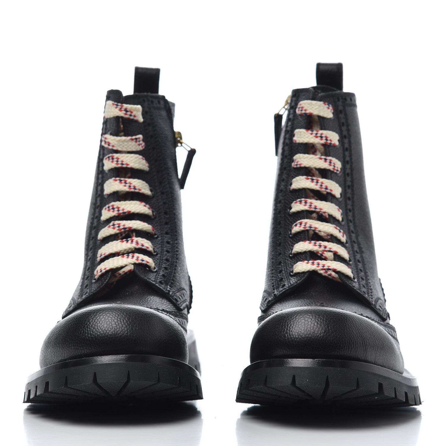 Gucci Grained Calfskin Mens Brogue Wingtip Lug Sole Boots 8 Black 2 of 9