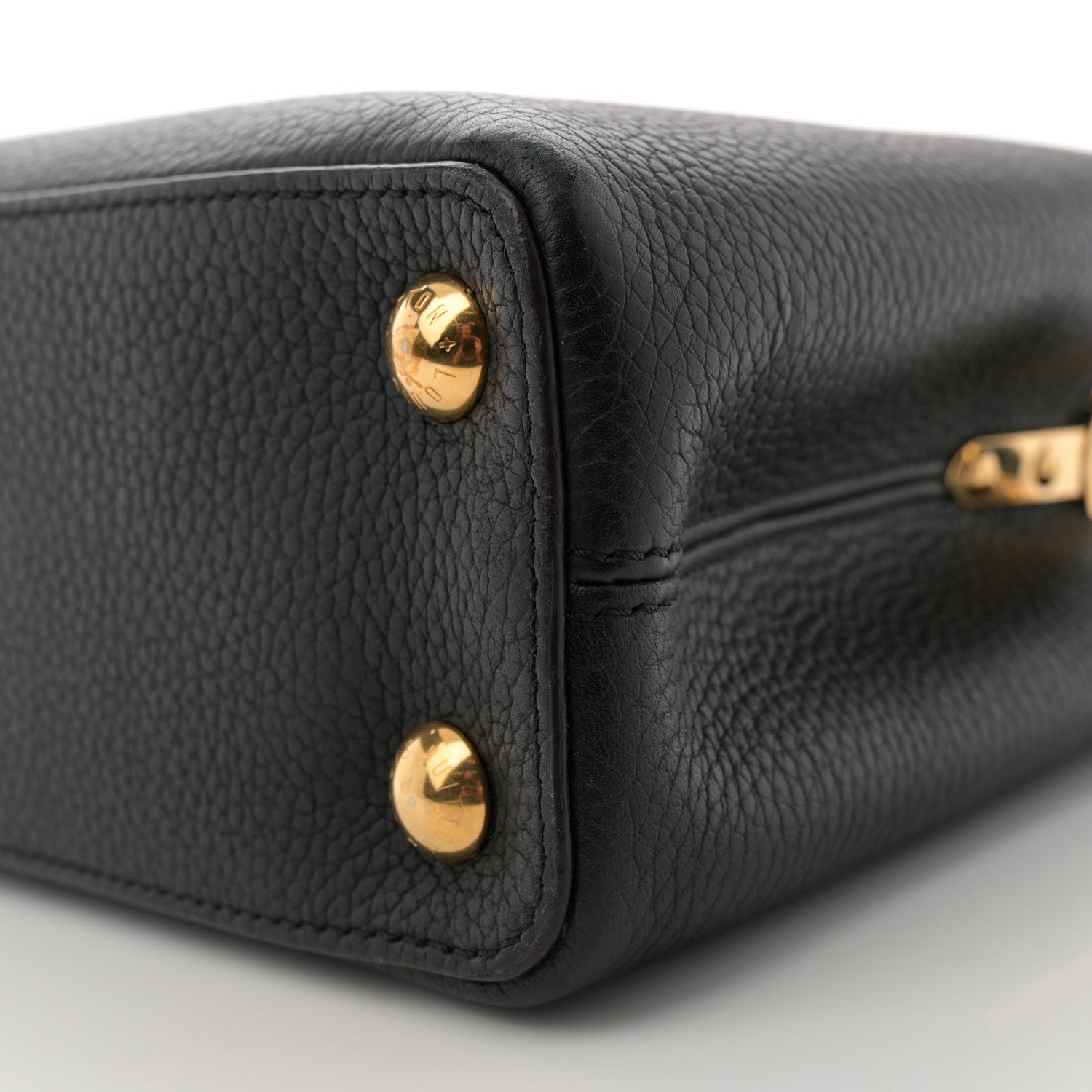 Louis Vuitton Taurillon Capucines BB Black 10 of 12