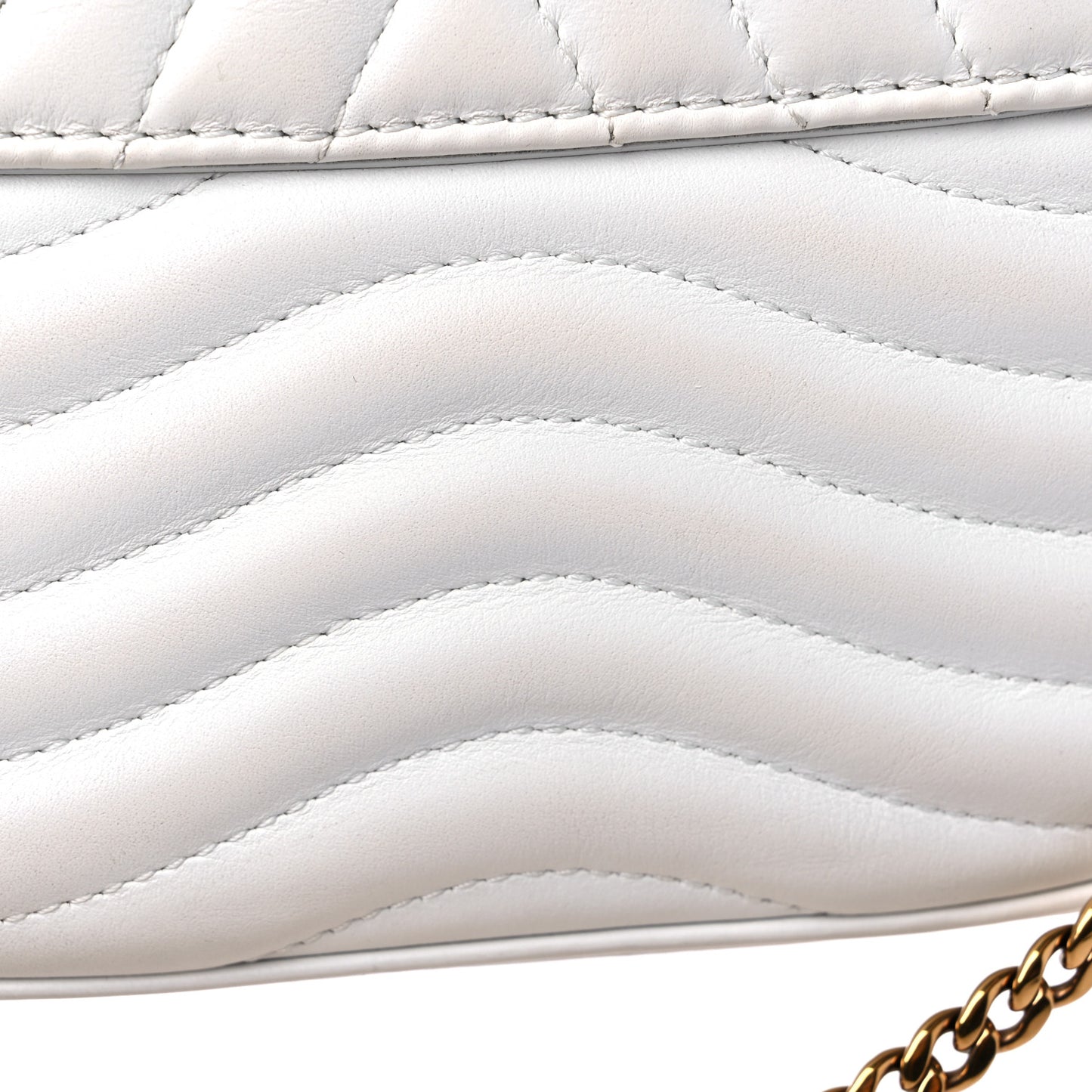 Calfskin New Wave Multi Pochette Snow