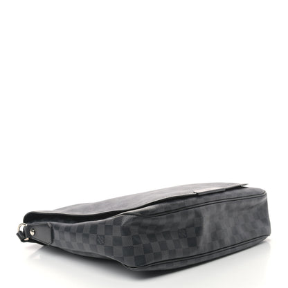 Louis Vuitton Damier Graphite Daniel GM 3 of 11
