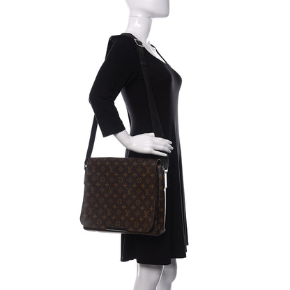 Louis Vuitton Monogram Abbesses Messenger Bag 2 of 13