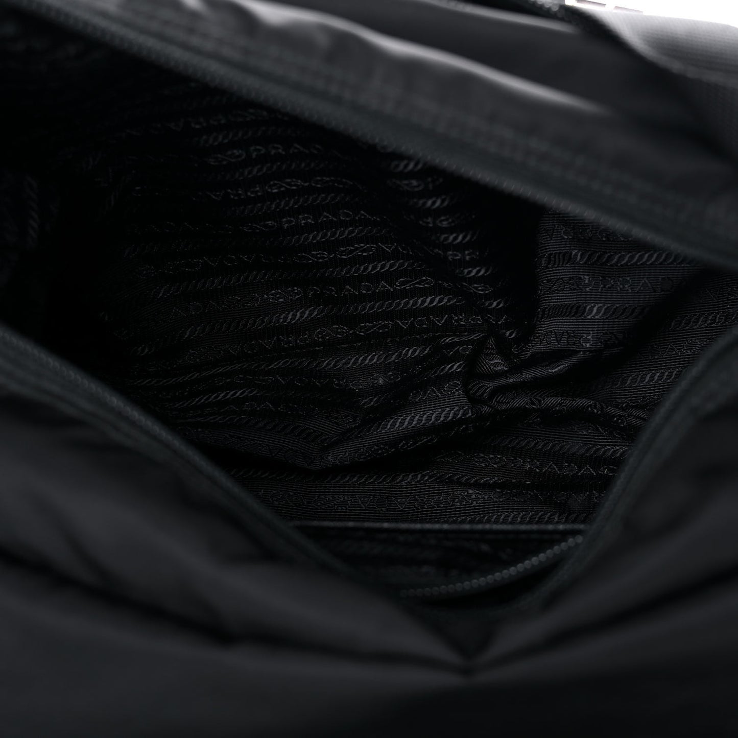 Tessuto Nylon Saffiano Messenger Bag Black