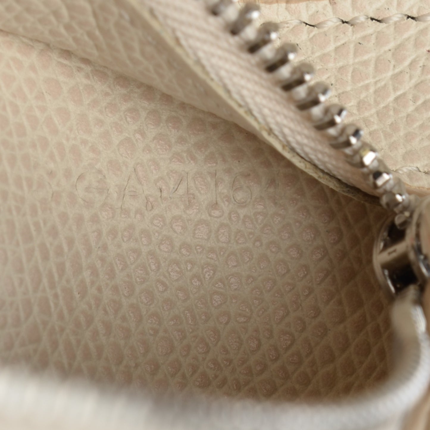 Grained Calfskin Small Vertical Bi-Cabas Cream Black
