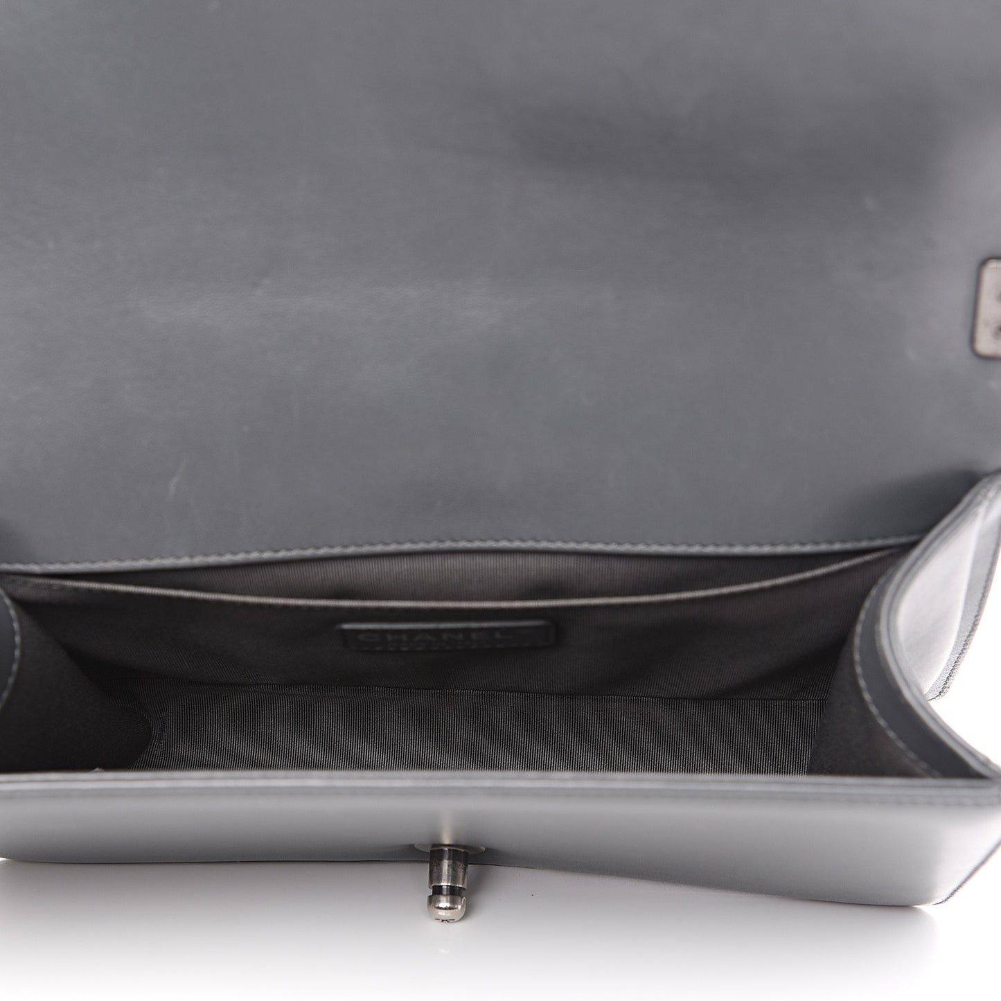 Lambskin Quilted New Medium Boy Flap Grey