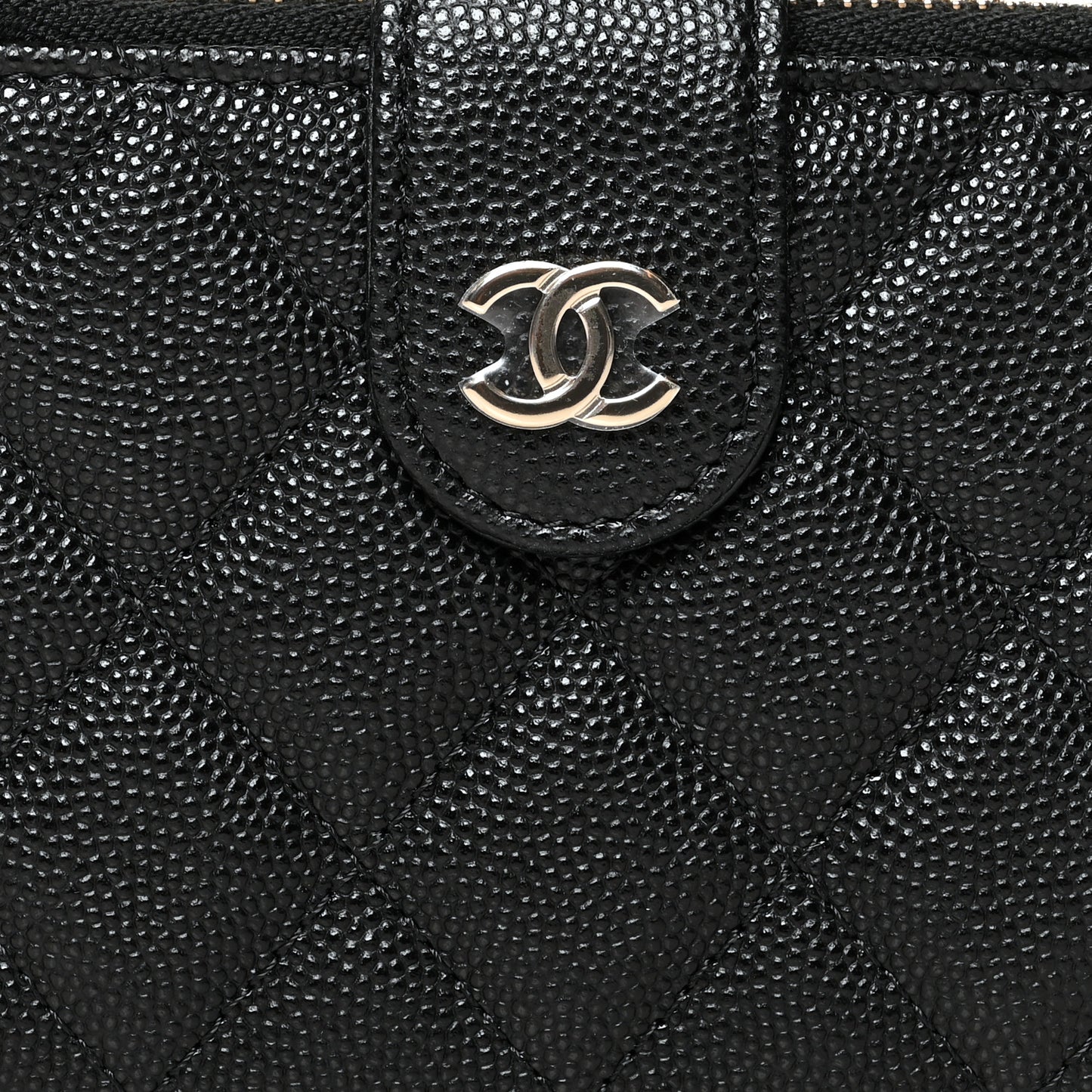 Caviar Quilted Compact Zipped Pocket Wallet Black