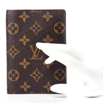 Louis Vuitton Monogram Small Ring Agenda Cover 2 of 10