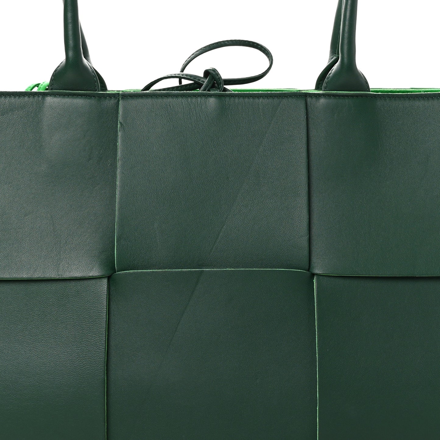 Calfskin Maxi Intrecciato Medium Arco Tote Raintree