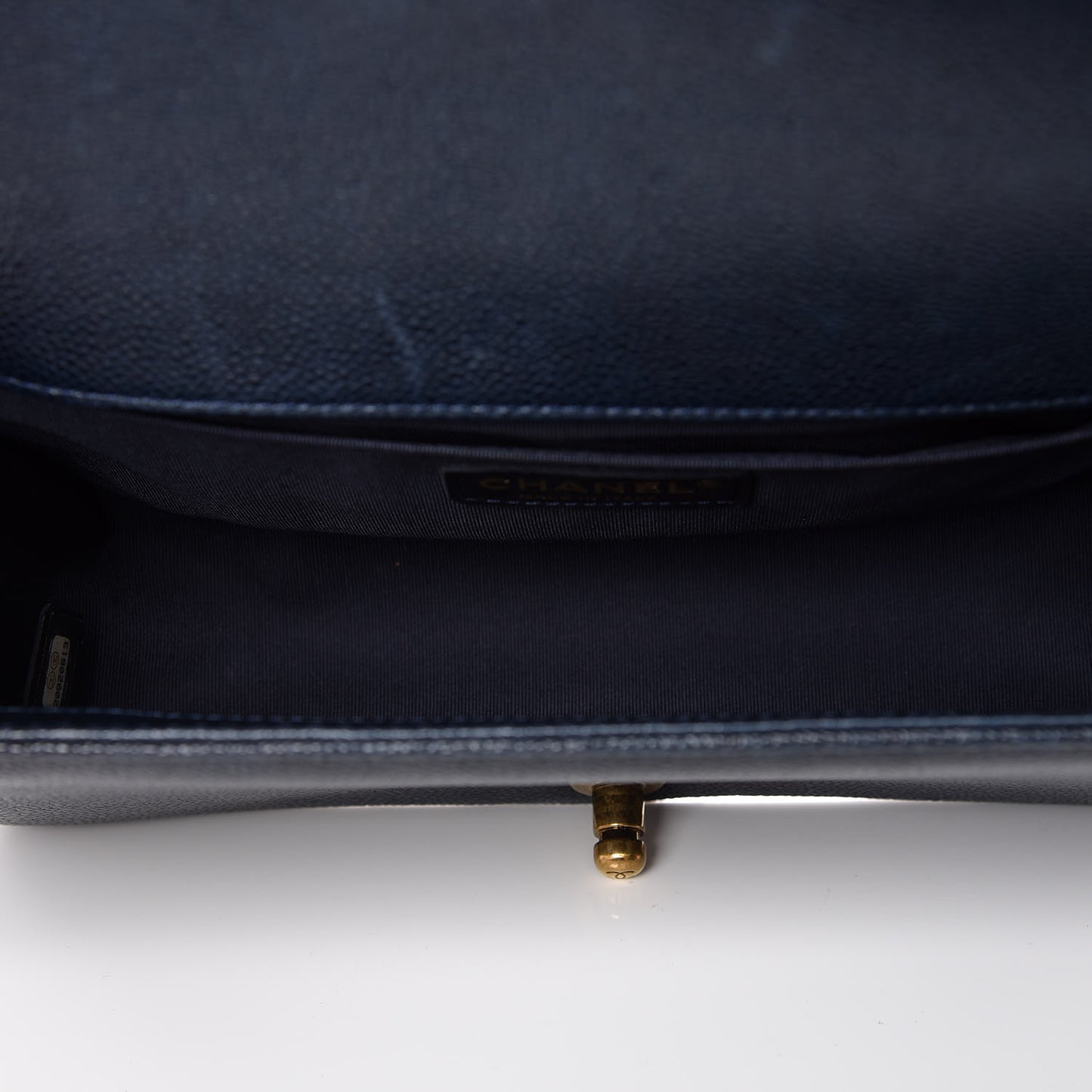 Caviar Quilted Medium Boy Flap Navy