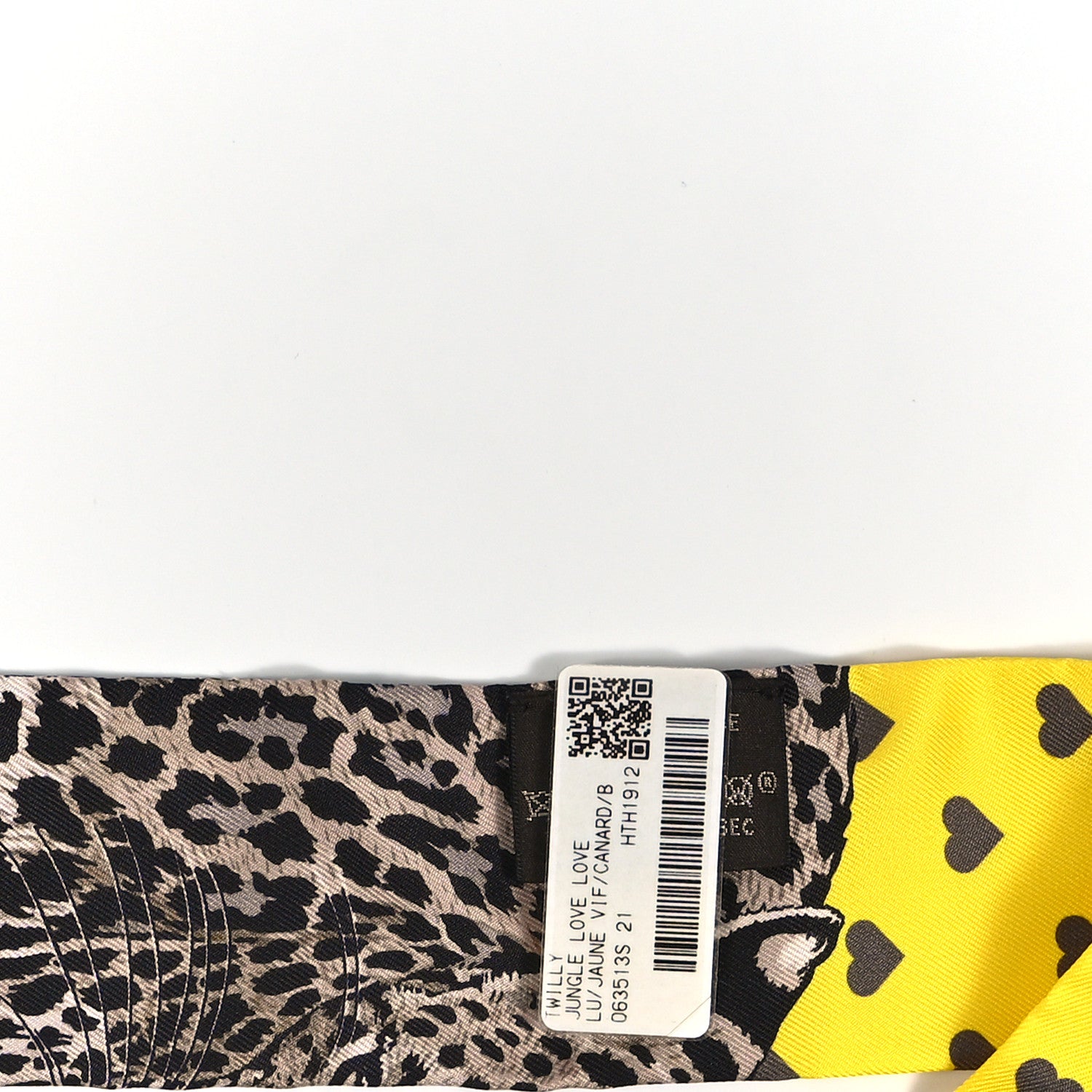 Hermes Silk Jungle Love Love Twilly Jaune Vif Canard 3 of 4