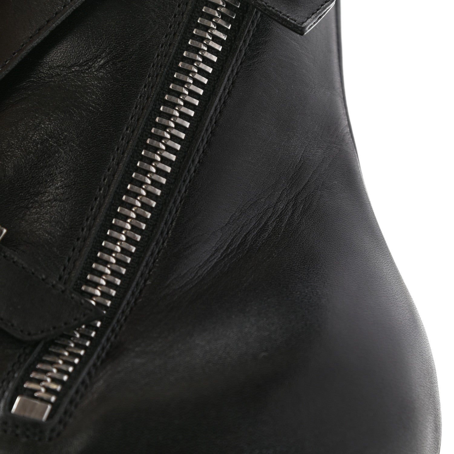 Louis Vuitton Calfskin Jumble Flat Ankle Boots 41 Black 9 of 12