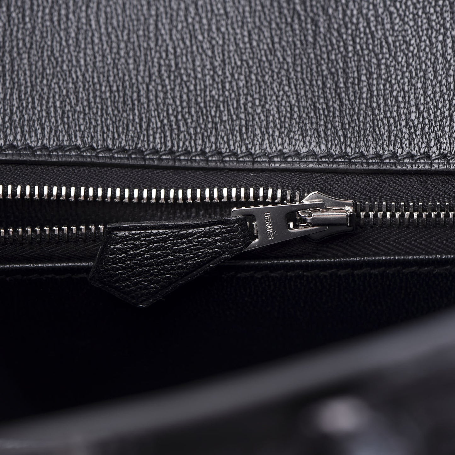 Shiny Niloticus Crocodile Birkin 25 Black