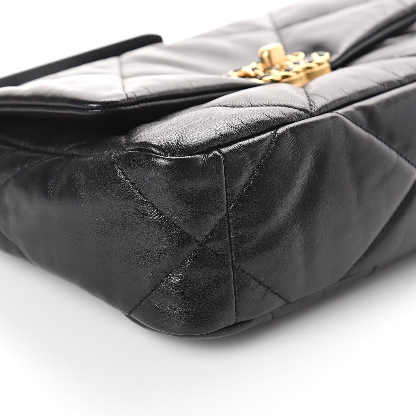 Goatskin Quilted Medium 19 Flap Black