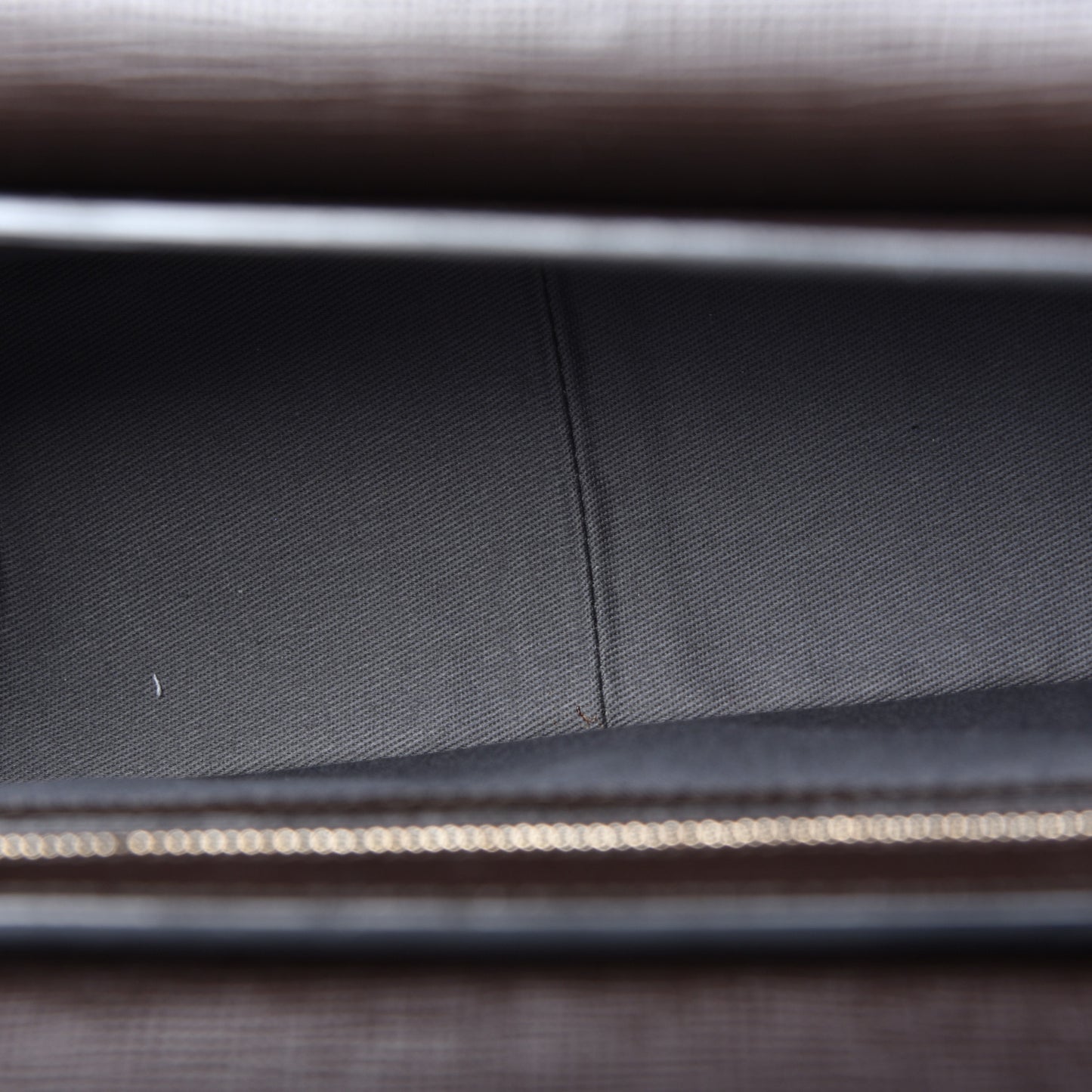 Linosa Calfskin PS11 Classic Shoulder Bag Pepe