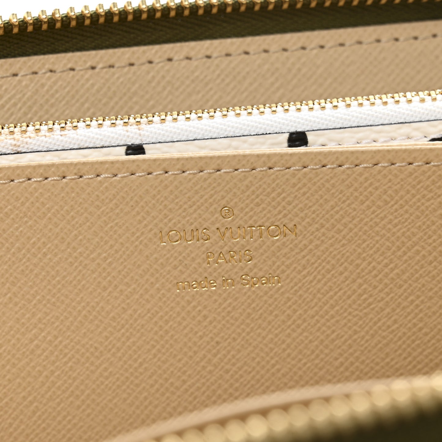 Monogram Giant Zippy Wallet Kaki White