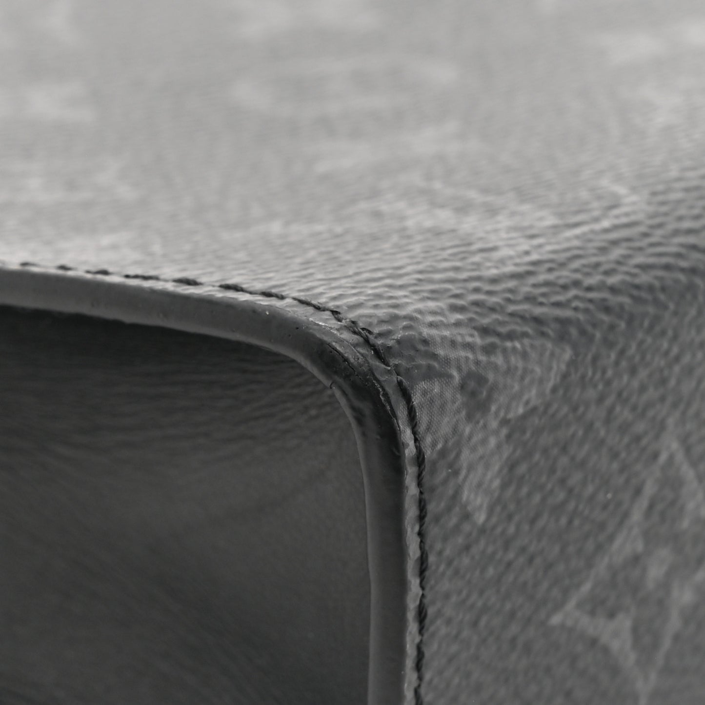 Reverse Monogram Eclipse Gaston Wearable Wallet