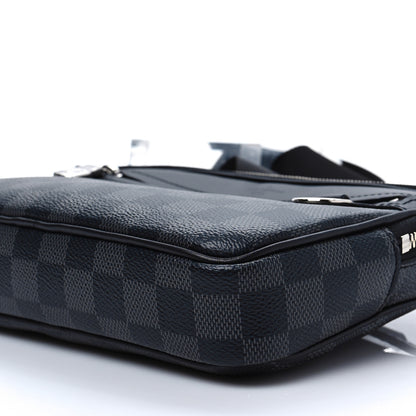 Louis Vuitton Damier Graphite Scott Messenger 6 of 7