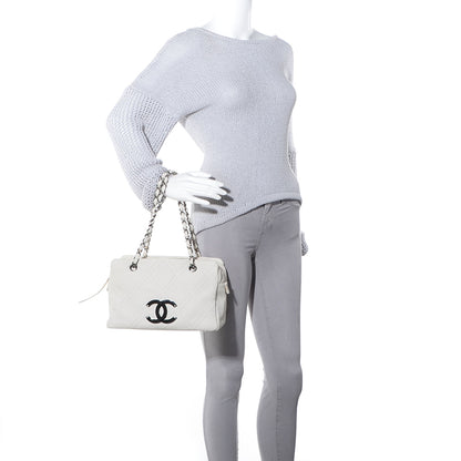 Chanel Calfskin Small Diamond Stitch Tote White 2 of 7