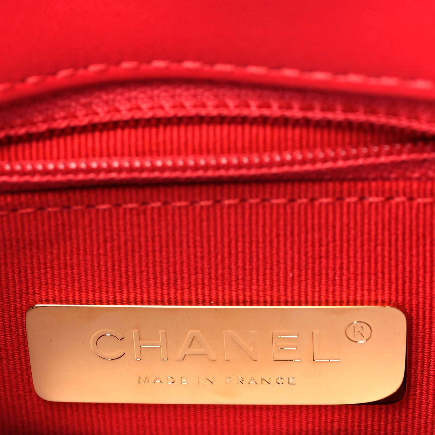 Lambskin Quilted Medium Chanel 19 Flap Red