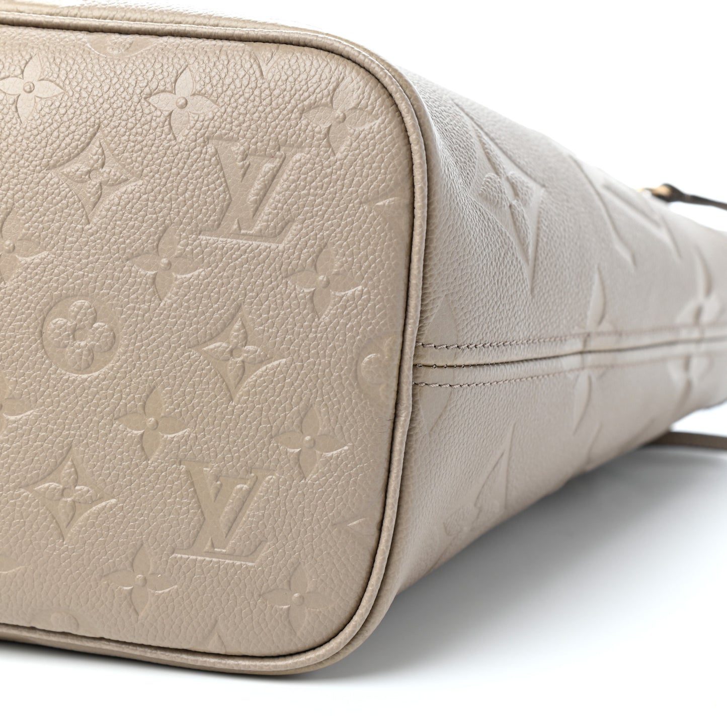 Empreinte Monogram Giant Neverfull MM Tourterelle