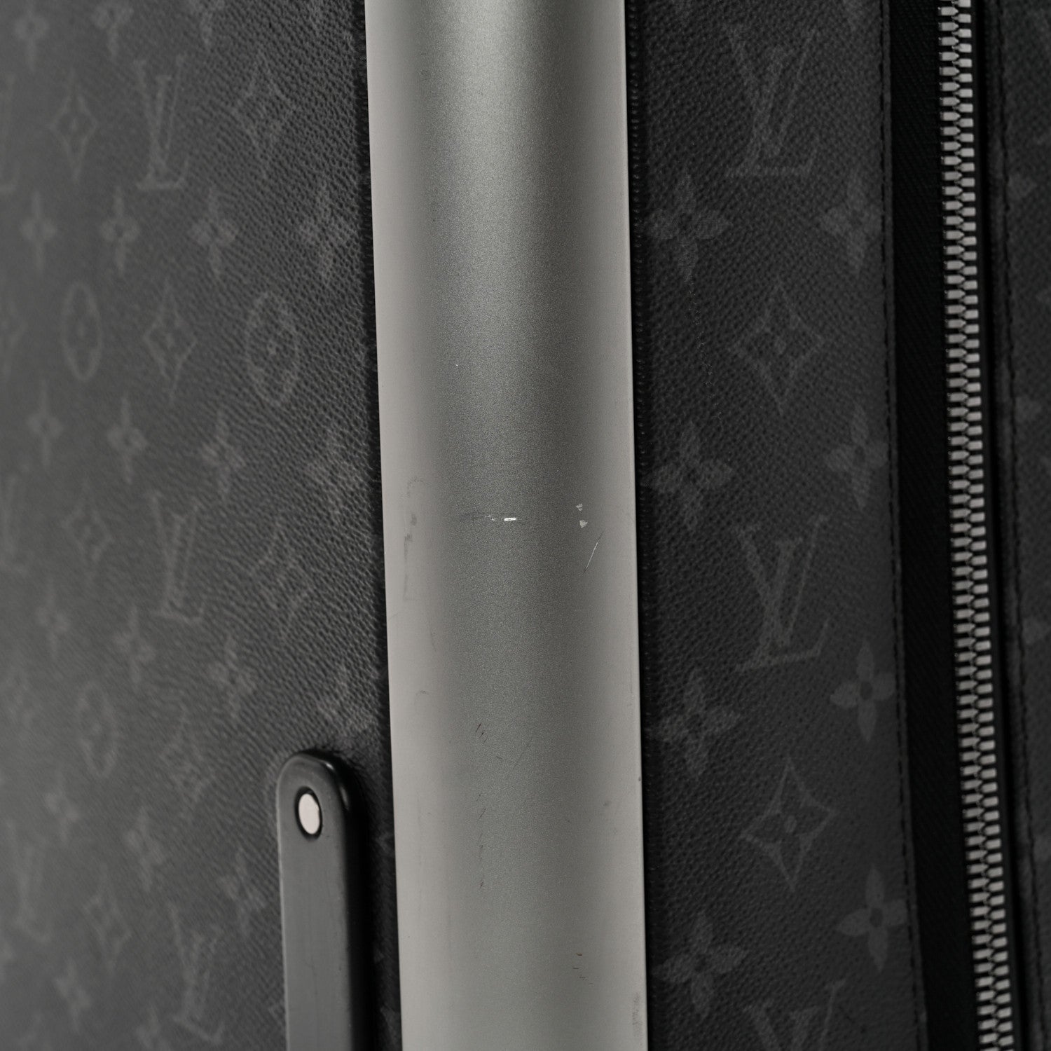 Louis Vuitton Monogram Eclipse Horizon 55 12 of 18