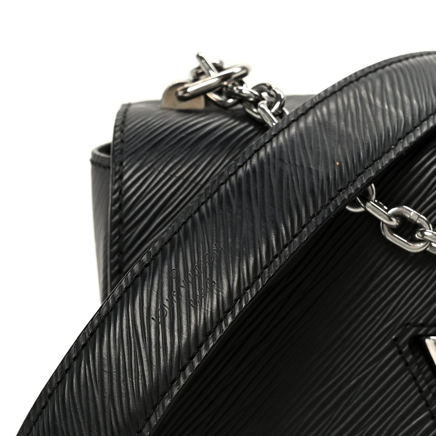 Louis Vuitton Epi Twist Shoulder Bag MM Black 1870015 – FASHIONPHILE