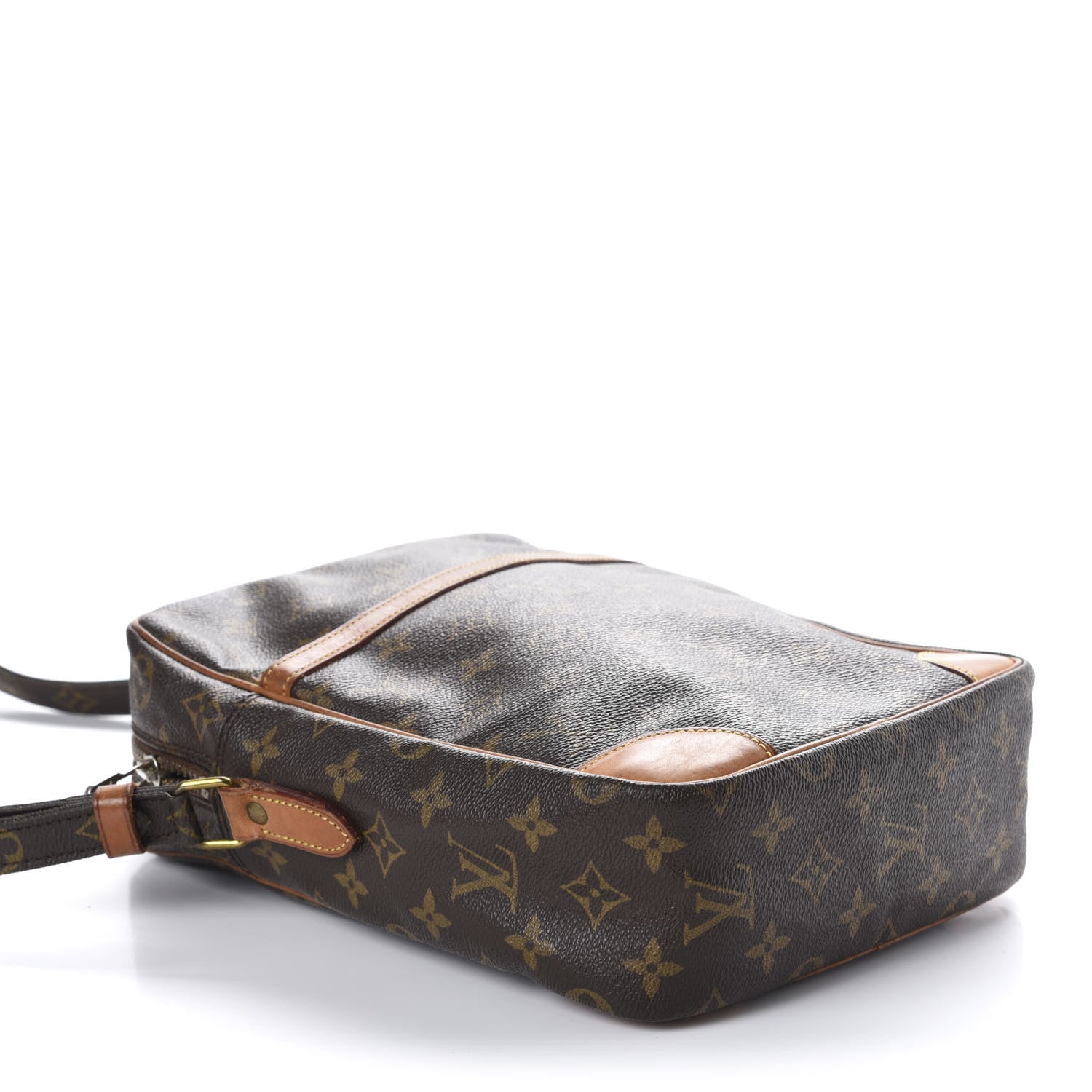 Louis Vuitton Monogram Danube 28 4 of 17